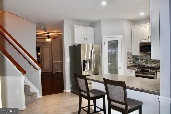 Building Photo - 222 Mary Jane Ln