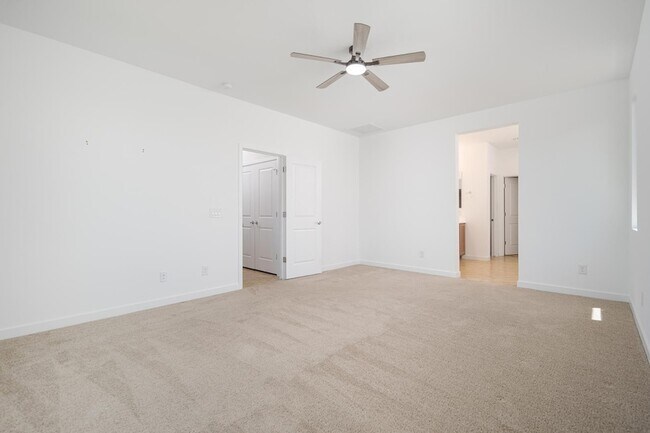 Building Photo - 14844 S 179th Ave
