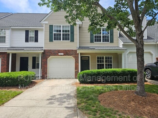 Building Photo - 10035 University Park Ln