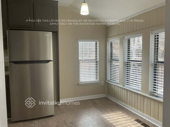 Foto del edificio - 2055 Brookstone Ct