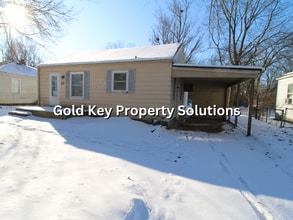 Building Photo - 715 S Ribble Ave