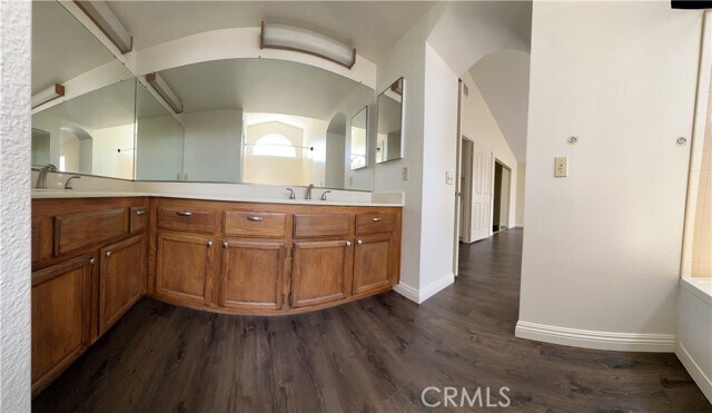 Building Photo - 15565 Gorrion Ct