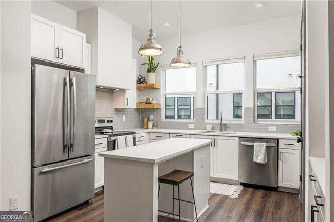 Foto del edificio - 1261 Wright Ln SE