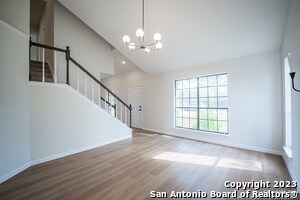 Building Photo - 1722 Encino Spring