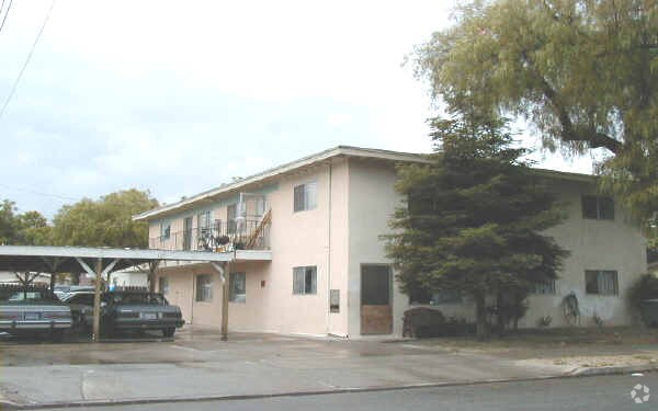 Foto del edificio - 127 W 9th St