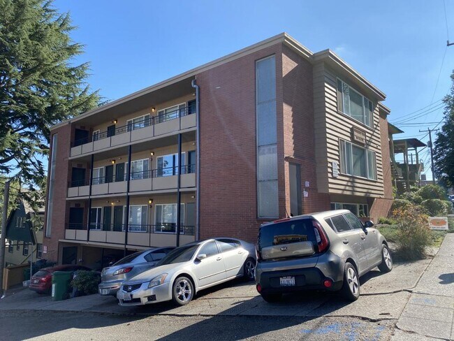 Building Photo - University Cliff Apartments - 2 bedrooms