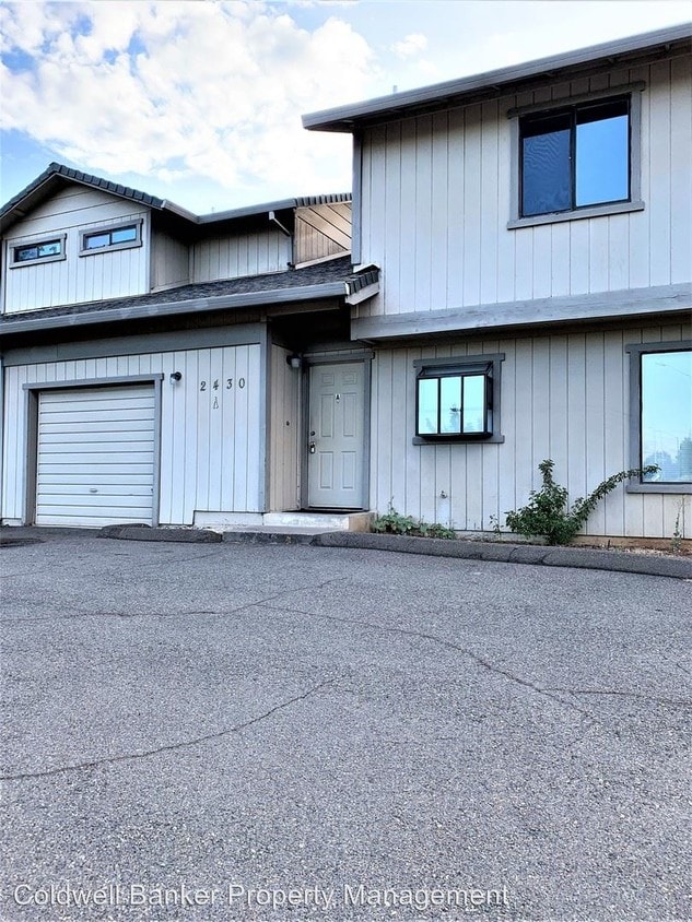 2430 Tarmac Rd, Redding, CA 96003 Room for Rent in Redding, CA