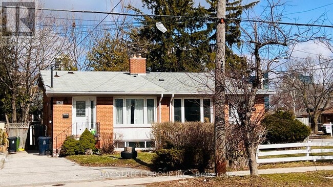 Building Photo - 147 Roywood Dr