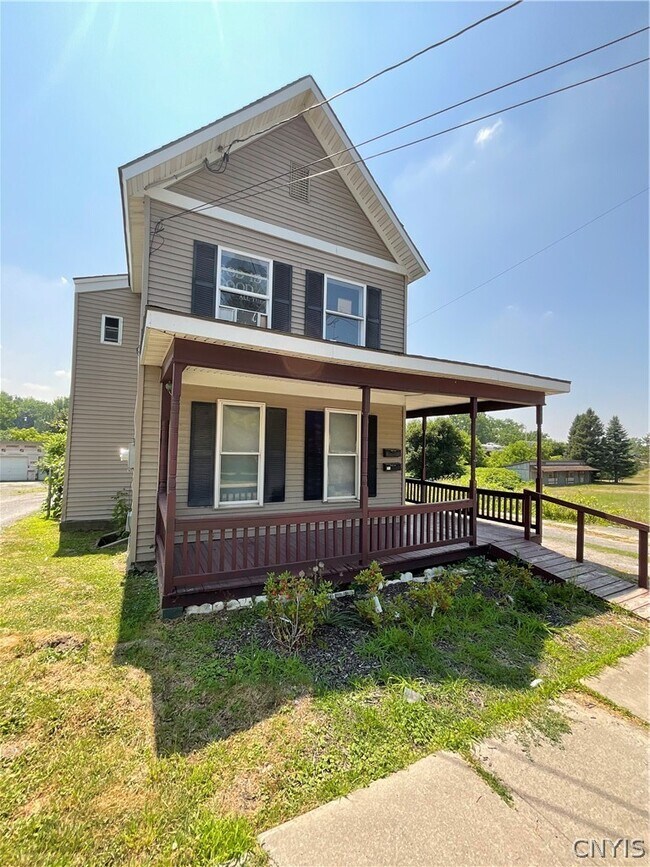 Foto del edificio - 377 W Main St