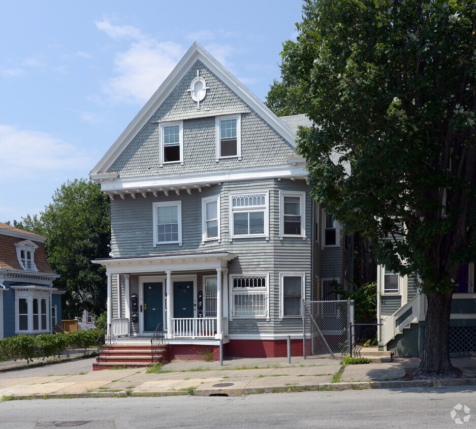 Foto del edificio - 80 Doyle Ave