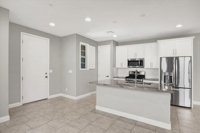 Foto del edificio - 11649 Redwood Mountain Ave