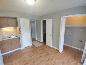 Building Photo - 16 Duiguid Dr