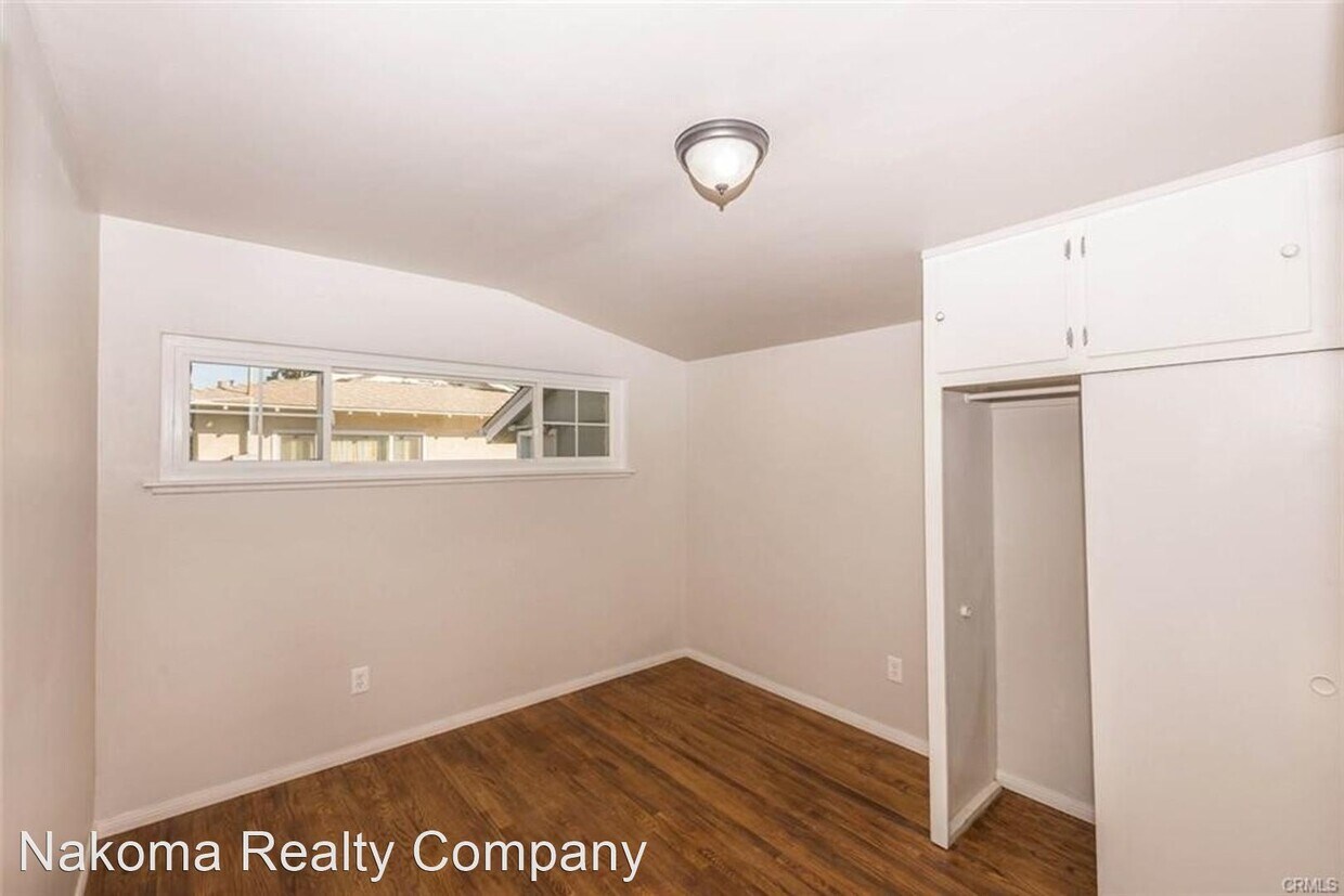 Building Photo - 6 br, 2 bath House - 1054 N Grand St