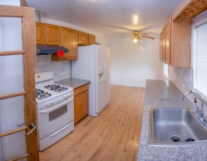 Primary Photo - 15093 Endicott St