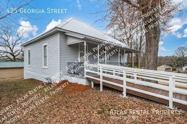 Building Photo - 425 Georgia Street West Blocton, AL 35184
