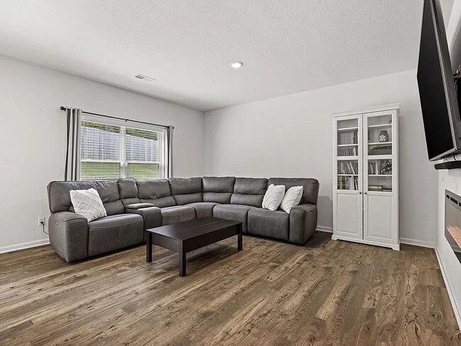 Foto del edificio - 15 Trevor Cv