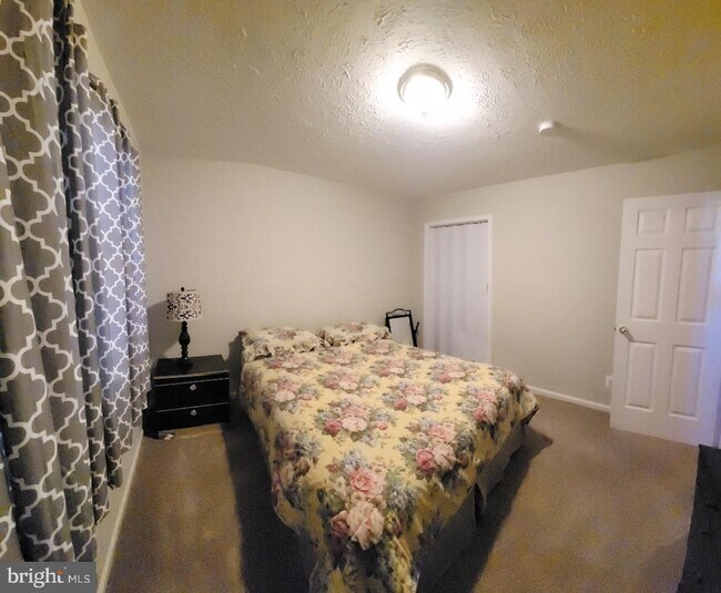 1502 Meadow Dr, Fredericksburg, VA 22405 Townhome Rentals in