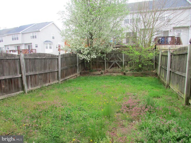 Building Photo - 14 Kelston Dr