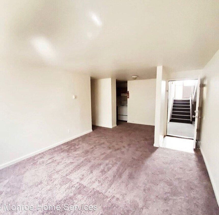 Building Photo - 5700 Radecke Ave