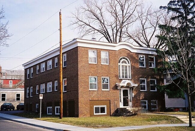 Building Photo - 1404 Raymond Ave