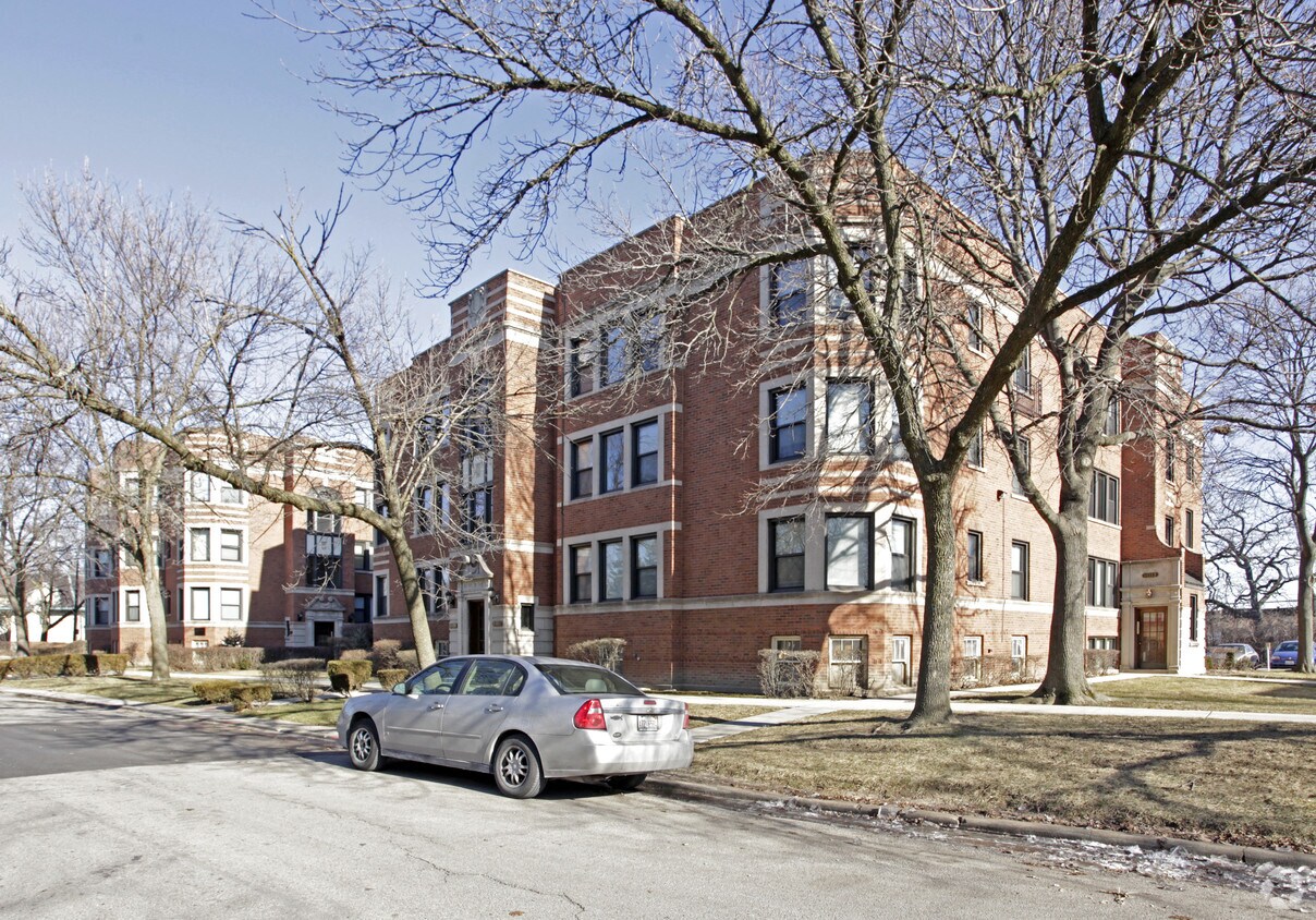 Primary Photo - Hoyne Avenue and 111th Street