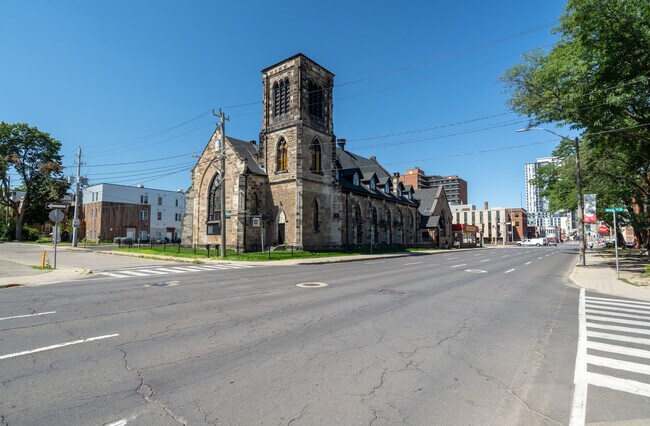 Building Photo - 16 West Avenue S