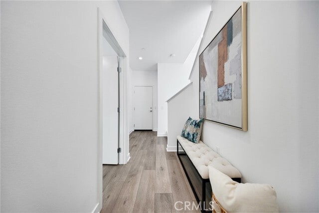 Building Photo - 1611 W Cara Dr