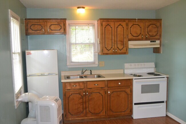 Foto del edificio - Adorable Studio Cottage in Central