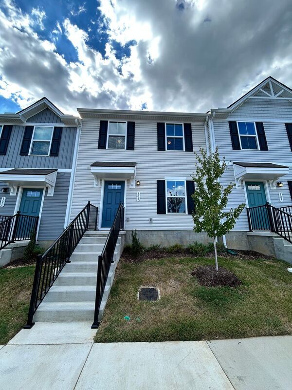 Foto principal - 2757 Thornton Grove Blvd