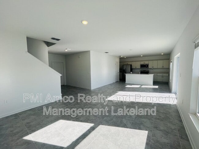 Building Photo - 1245 Deepwater Cir