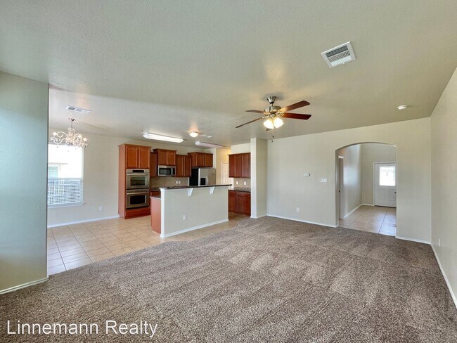 Building Photo - 5 br, 2.5 bath House - 2503 Black Orchid D...