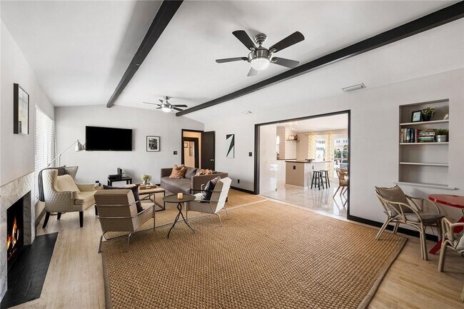 Building Photo - 510 Riviera Isle Dr