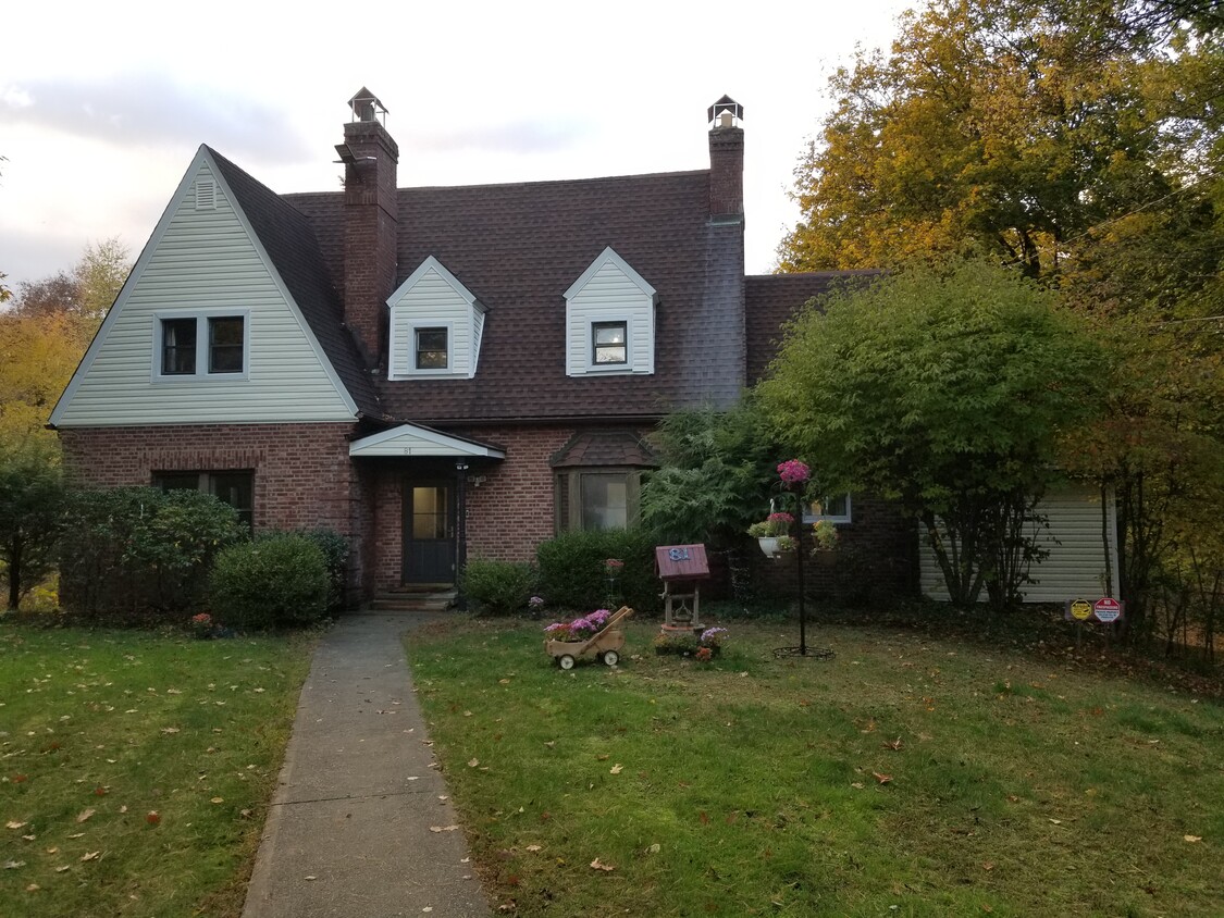 Primary Photo - 81 Broadway