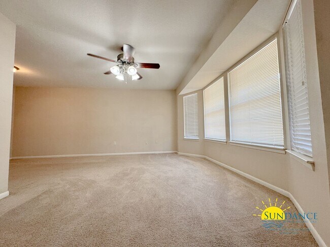 Foto del edificio - Charming 3-Bedroom Home in Fort Walton, en...