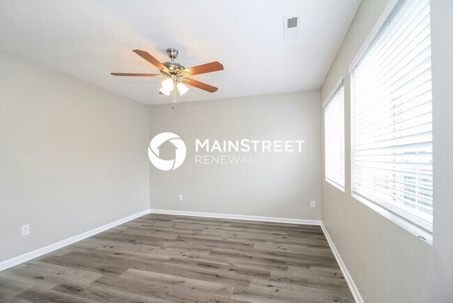 Foto del edificio - 5 Bedroom Pet-Friendly Home in Browns Summit, NC with Main Street Renewal