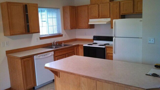 Foto del edificio - 2220 Dean Ave