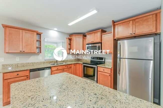 Building Photo - 3 Bedroom Pet-Friendly Home in CAPE CORAL,...