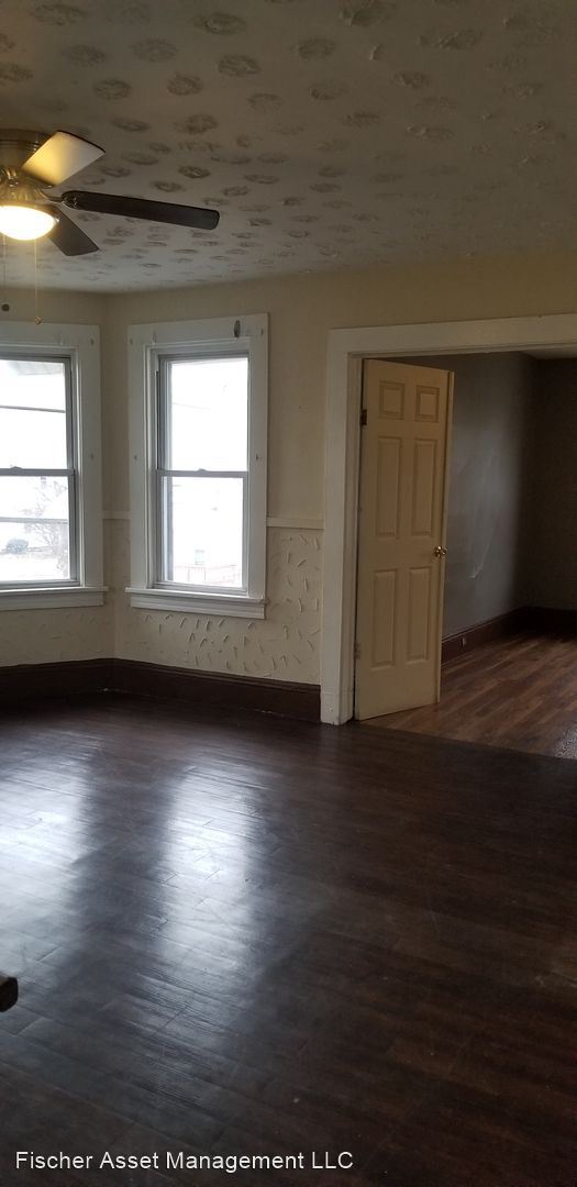 Foto del edificio - 1 br, 1 bath Apartment - 3165 West 31st St...