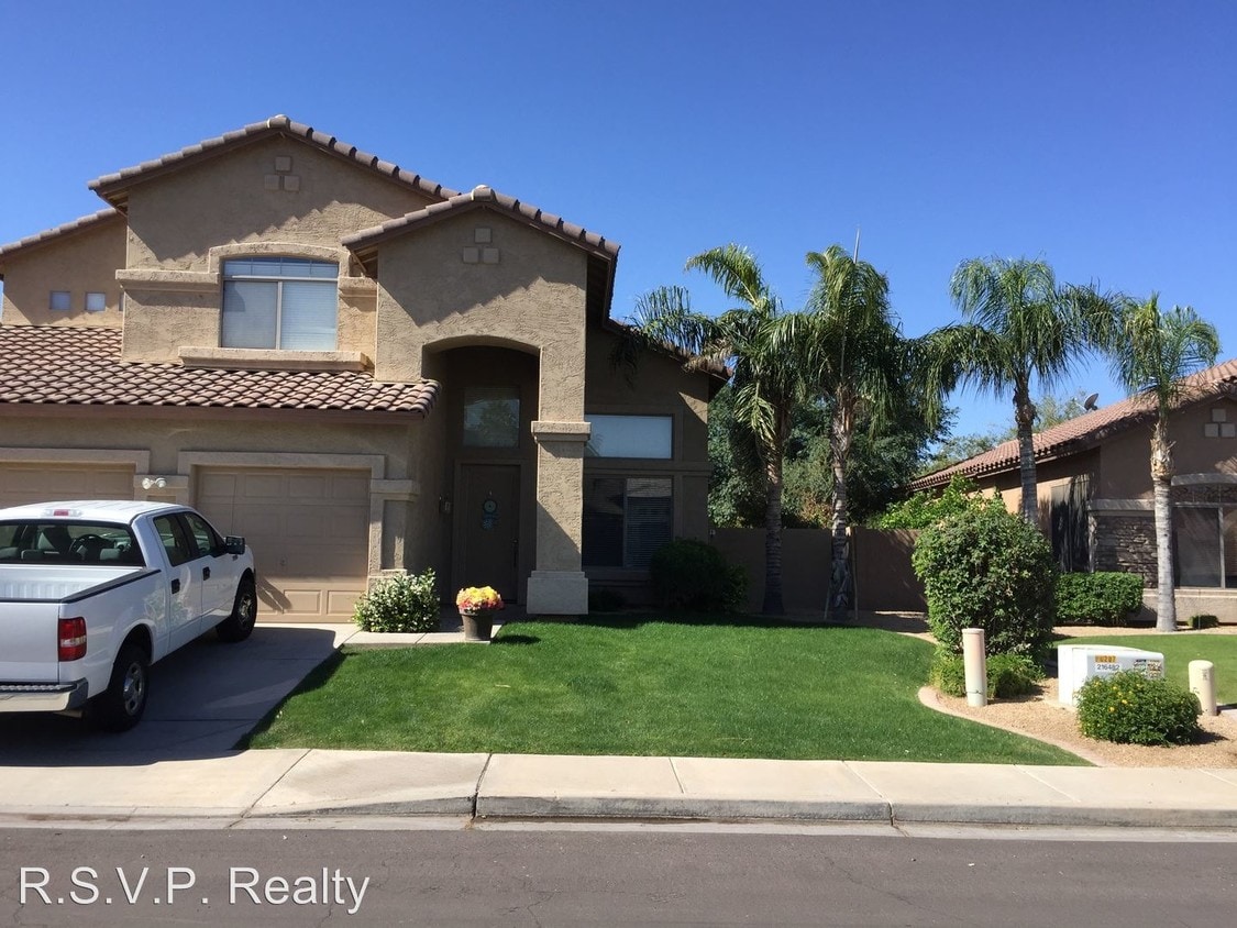 Primary Photo - 3988 S Hollyhock Pl