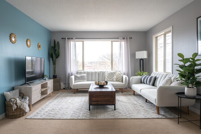 Foto del edificio - 5136 Hiawatha Ave