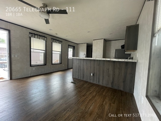Foto del edificio - 20665 Telegraph Rd