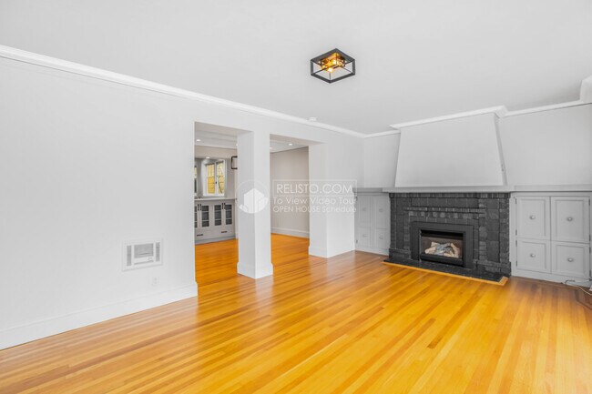 Foto del edificio - 2153 North Point St
