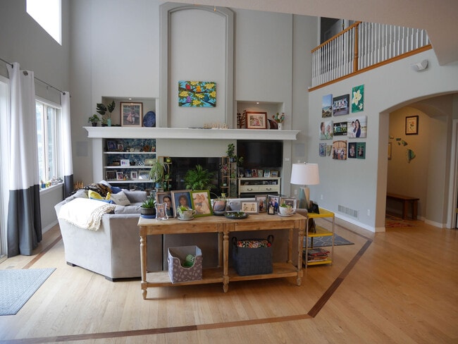 Building Photo - 21558 E Ottawa Cir