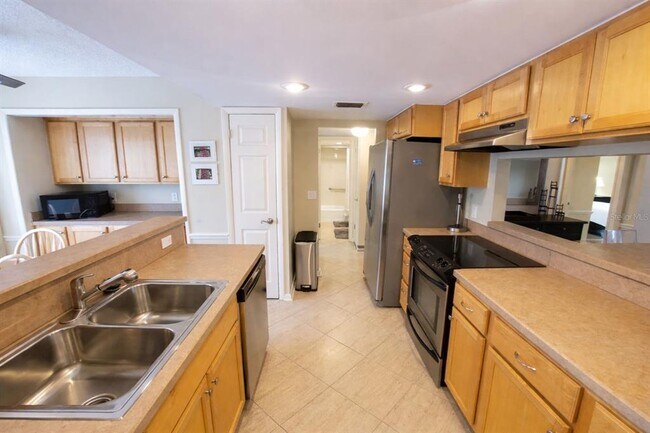 Foto del edificio - 2617 Cove Cay Dr