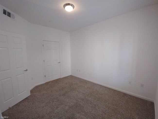 Building Photo - 5499 Carlson Dr