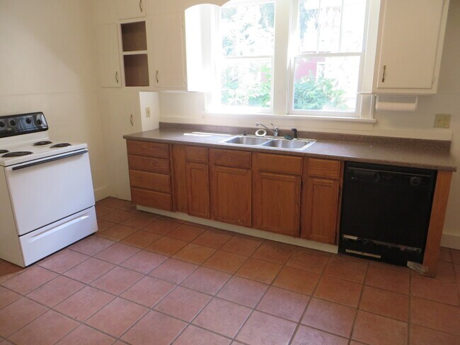 Foto del edificio - 1211 Fulton St