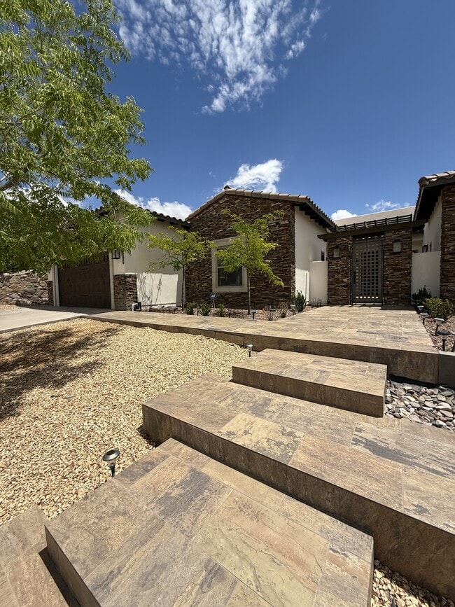 Building Photo - 6568 Contessa Ridge