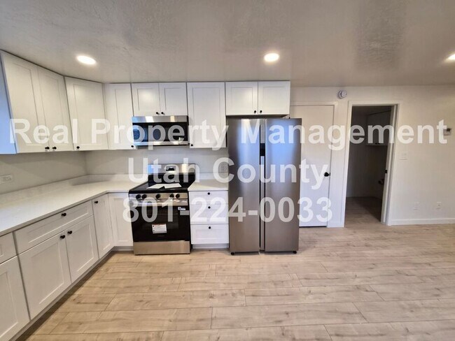 Building Photo - 1148 W 100 N