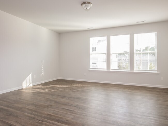 Building Photo - 272 Spaniel Drive