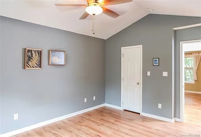 Foto del edificio - 1 Dogwood Ln